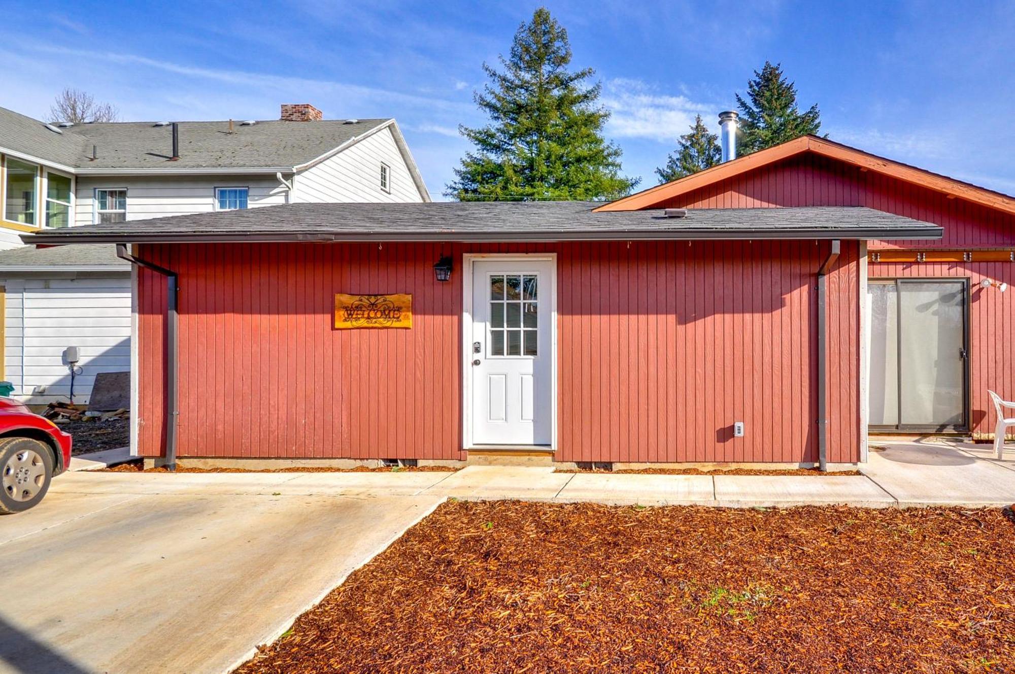 Estacada Home - Near Milo Mciver State Park! Eksteriør bilde